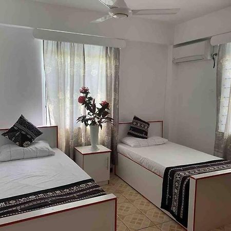 Modern With Class Near Airport Villa นาดี ภายนอก รูปภาพ